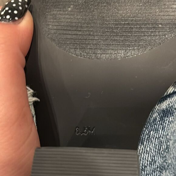 Steve Madden Women's Livvy Distressed Denim Fold-Over Cuffed Cowboy Boots 6.5 - Picture 11 of 12